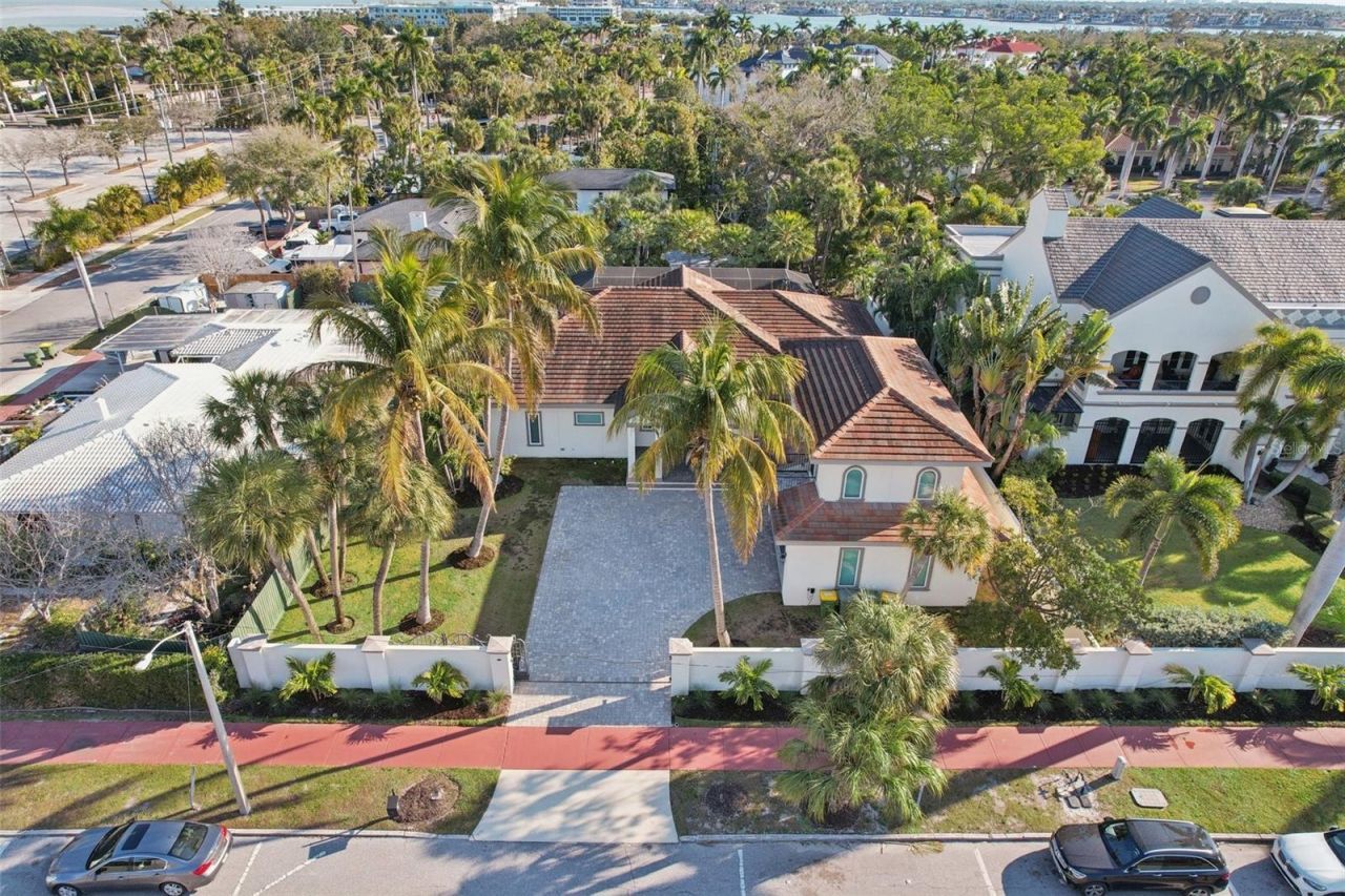 125 S Blvd Of Presidents, Sarasota, FL 34236 Photo