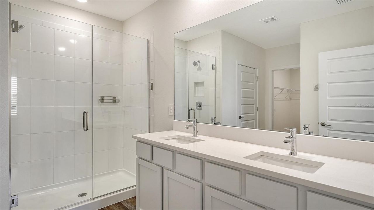 17119 Barnwood Place, Lakewood Ranch, FL 34211 Photo