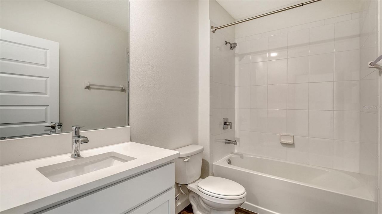 17119 Barnwood Place, Lakewood Ranch, FL 34211 Photo