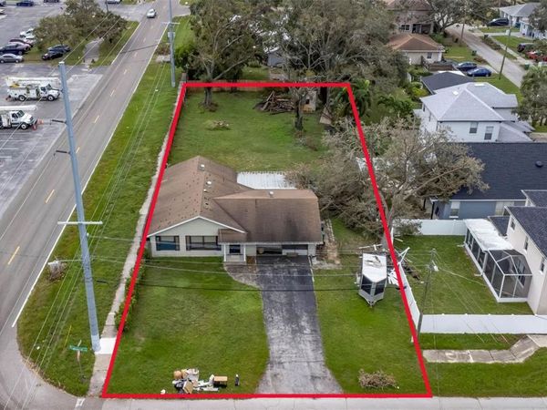 4402 W LANCASTER STREET, TAMPA, FL 33616