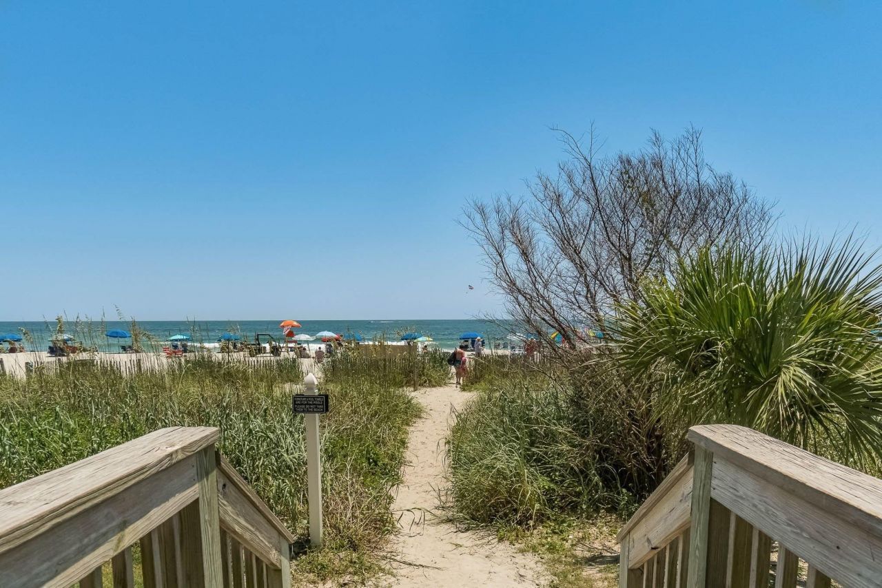 2401 S Ocean Blvd. Photo 39