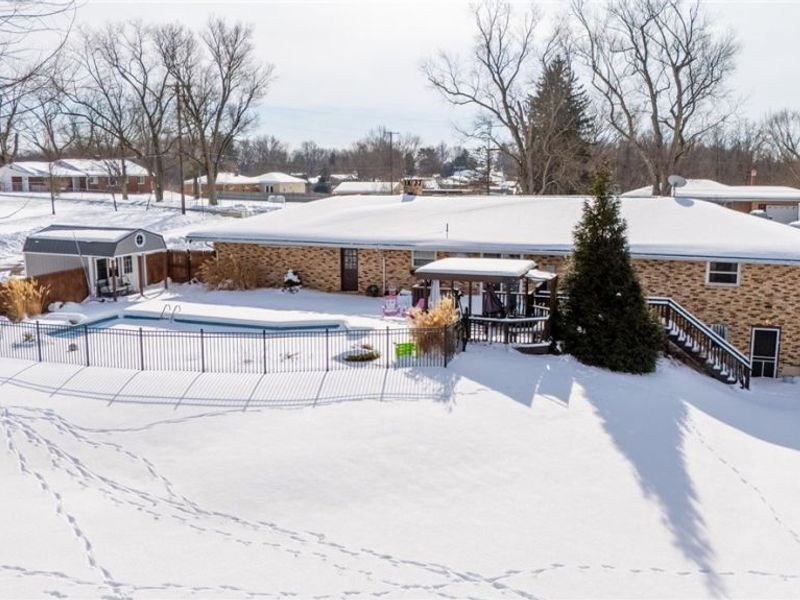 71 Trails End, Toronto, OH 43964 Photo 10