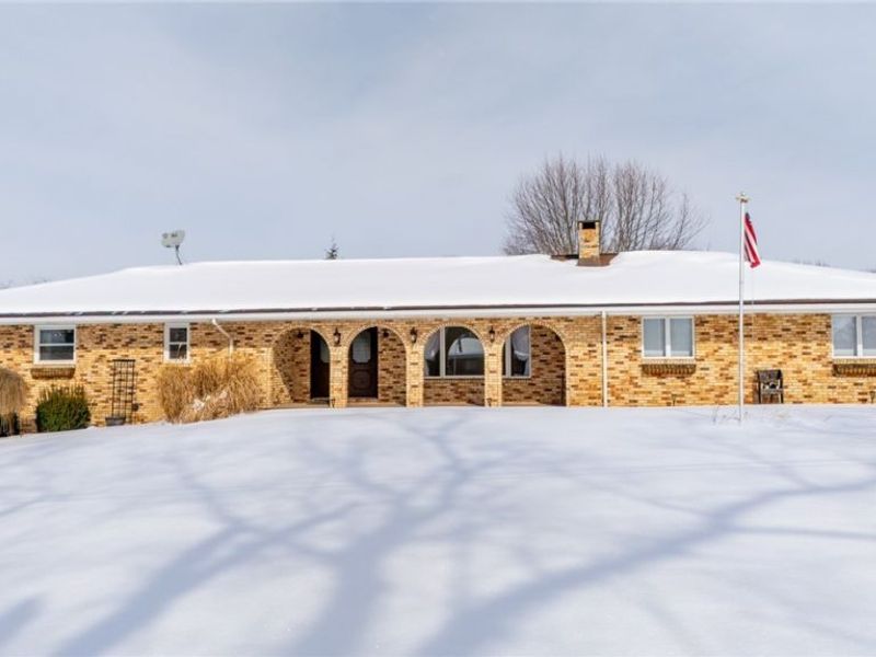 71 Trails End, Toronto, OH 43964 Photo 3