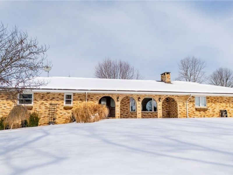 71 Trails End, Toronto, OH 43964 Photo 4