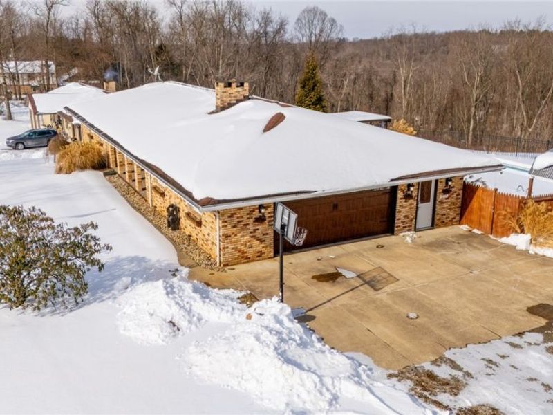 71 Trails End, Toronto, OH 43964 Photo 6