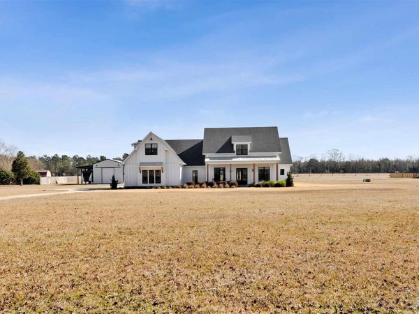 4900 Hwy 95a, Molino, FL 32577