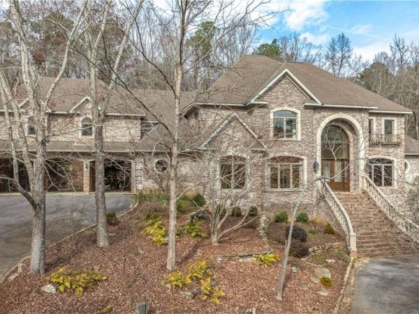 11465 WOODBANK Parkway, Tuscaloosa, AL 35405