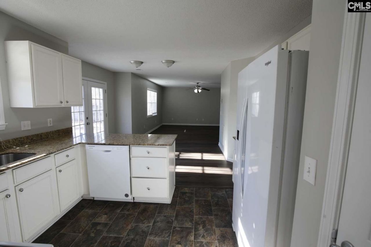 309 Misty Glen Circle  Photo 11