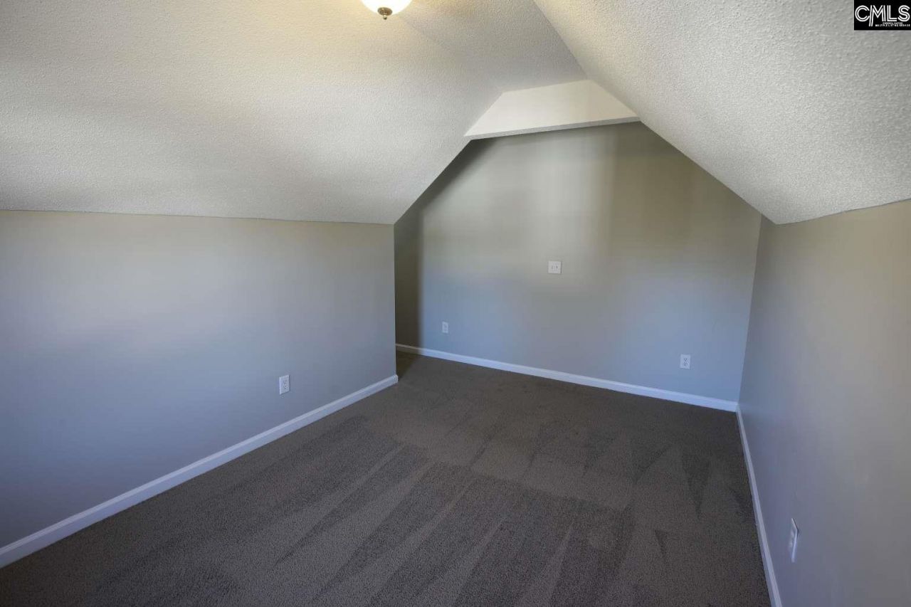 309 Misty Glen Circle  Photo 23