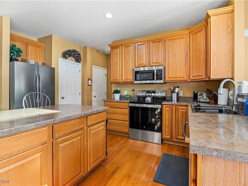 4051 Turnberry Drive, Medina, OH 44256 Photo 6