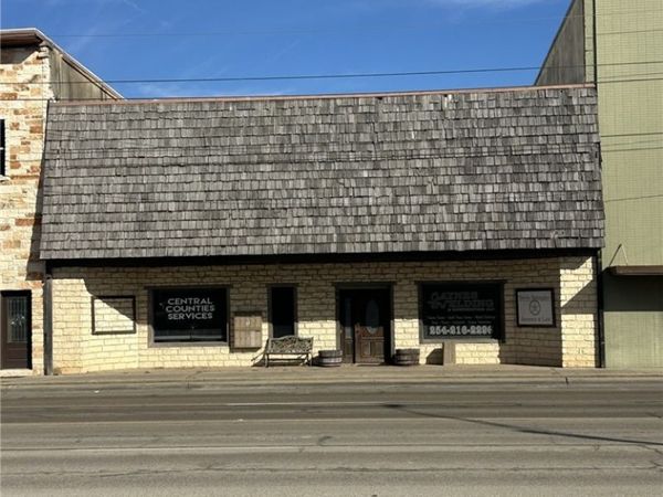 615 E Main Street , Gatesville, TX 76528