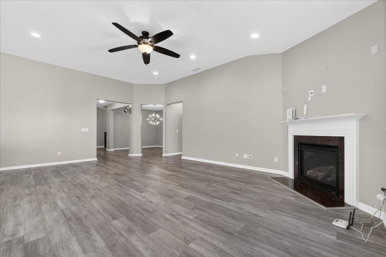 1902 Wild Indigo Way Photo 12