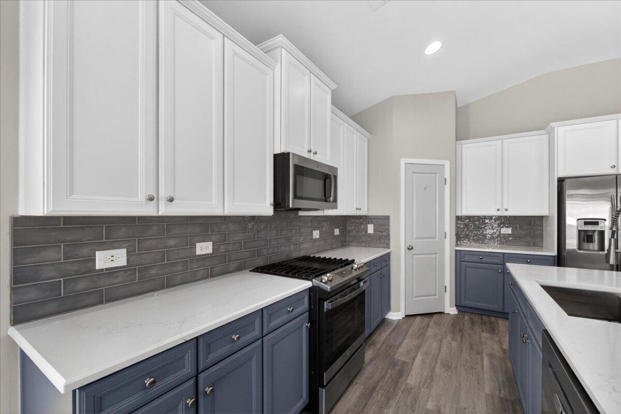 1902 Wild Indigo Way Photo 16