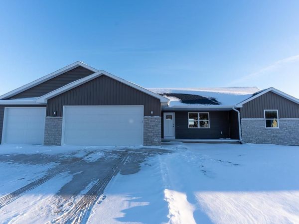 1241 W THORN CREEK DRIVE, Hilbert, WI 54129