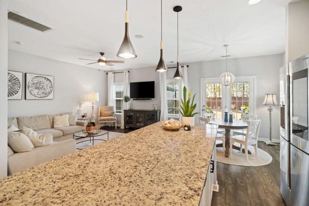 1717 Emmets Road Photo 15