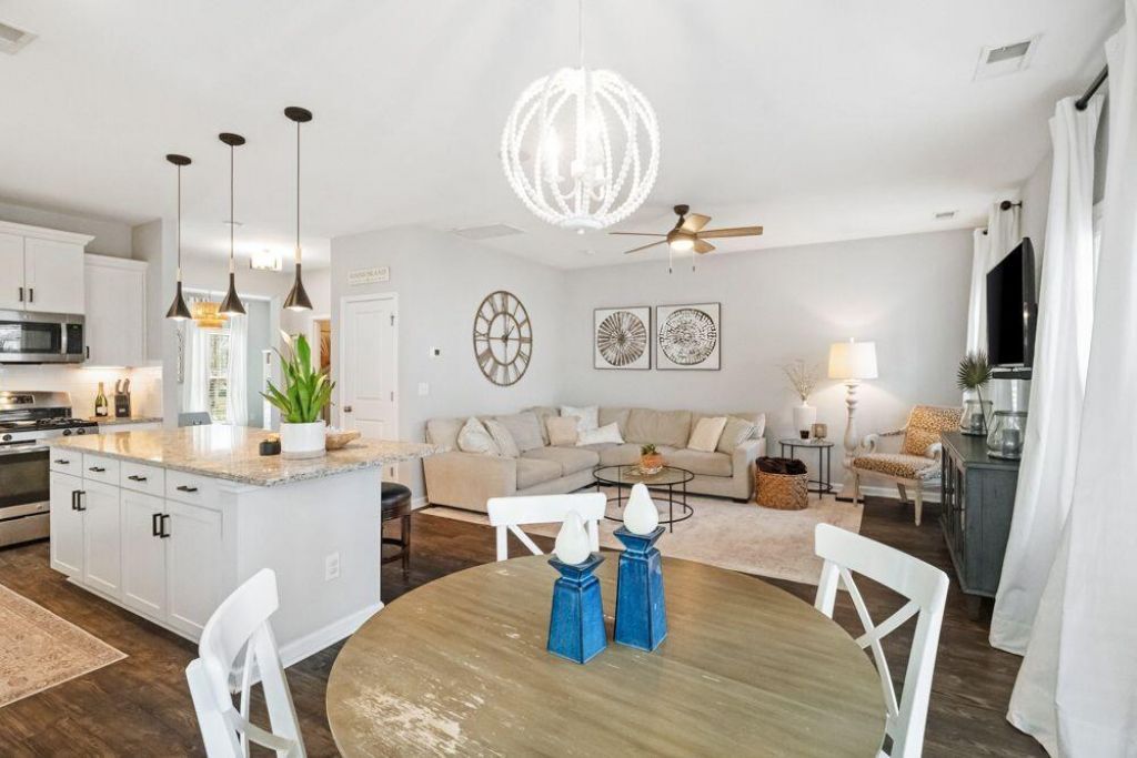 1717 Emmets Road Photo 18