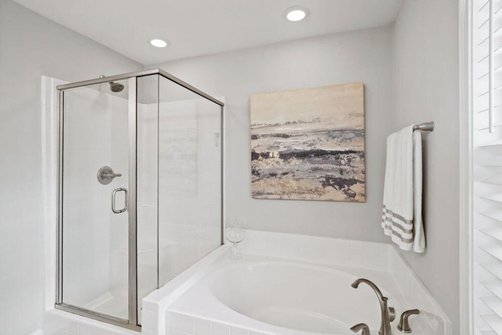 1717 Emmets Road Photo 28