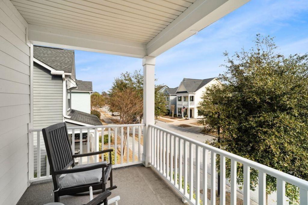 1717 Emmets Road Photo 32