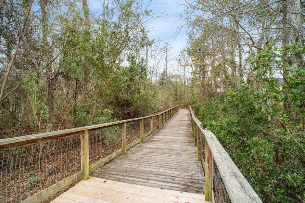 1717 Emmets Road Photo 59