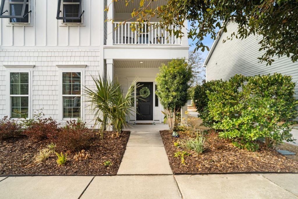 1717 Emmets Road Photo 7