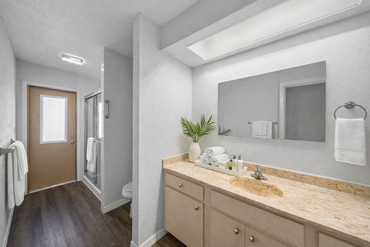 3601 Egerton Circle, Sarasota, FL 34233 Photo