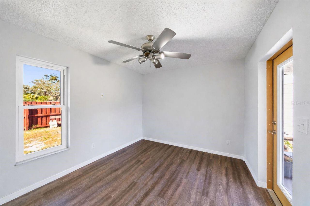 3601 Egerton Circle, Sarasota, FL 34233 Photo