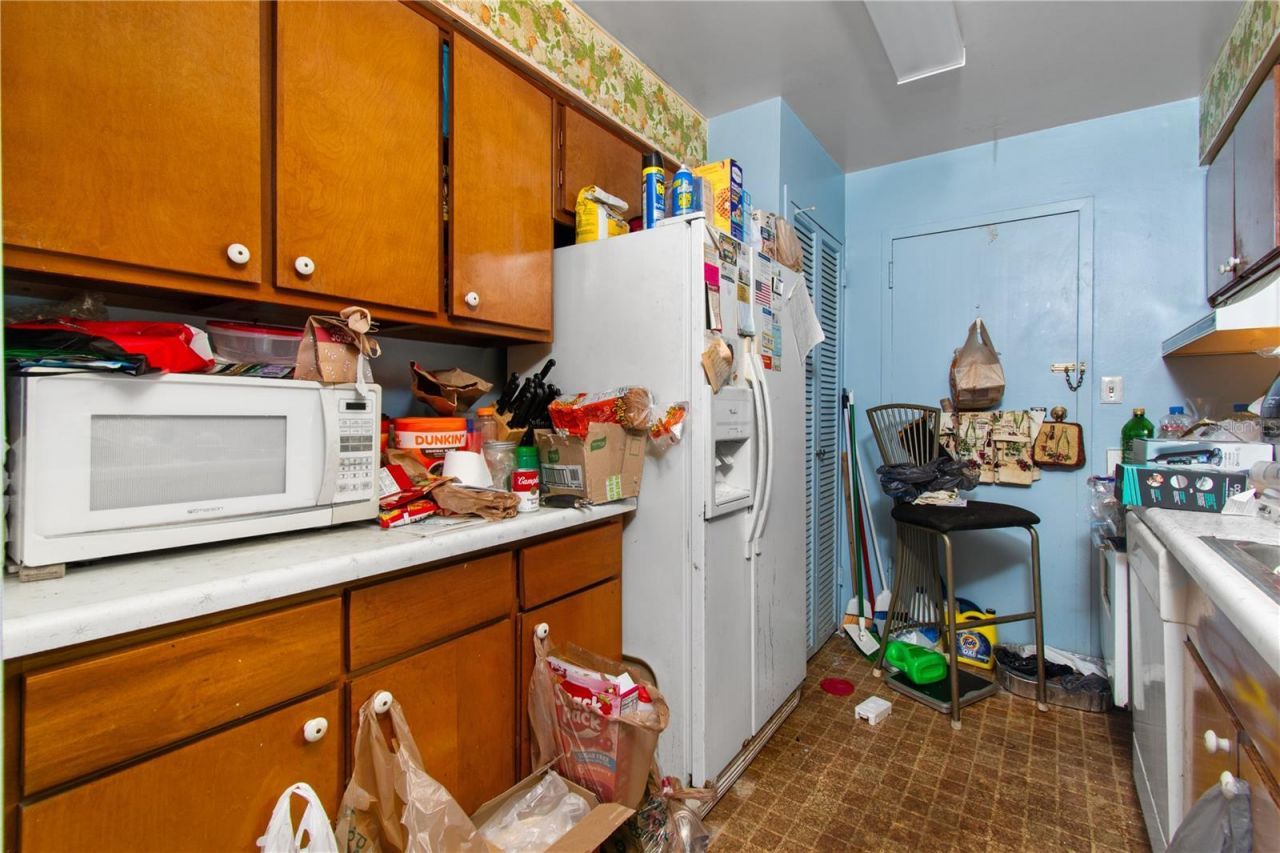 7200 Sunshine Skyway Lane S, Unit 2A, Saint Petersburg, FL 33711 Photo