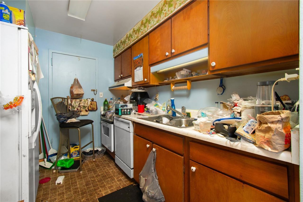 7200 Sunshine Skyway Lane S, Unit 2A, Saint Petersburg, FL 33711 Photo