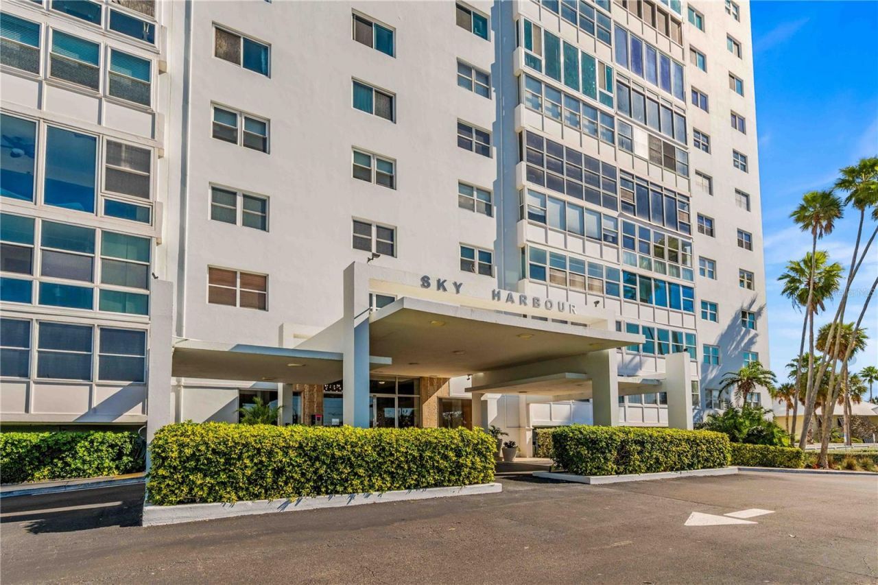 7200 Sunshine Skyway Lane S, Unit 2A, Saint Petersburg, FL 33711 Photo