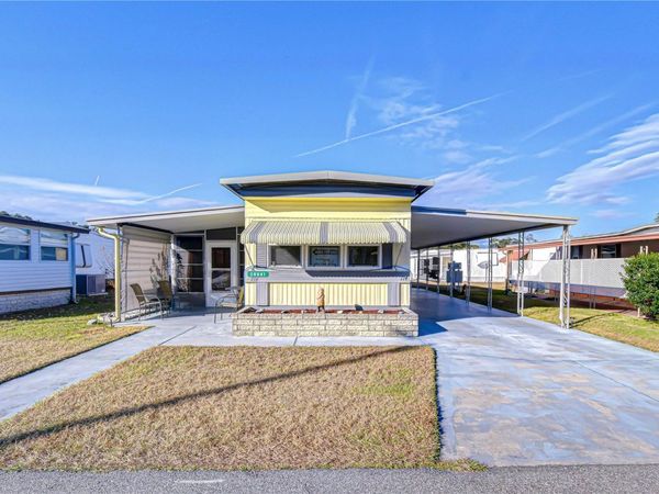 38641 LANSING AVENUE, ZEPHYRHILLS, FL 33542