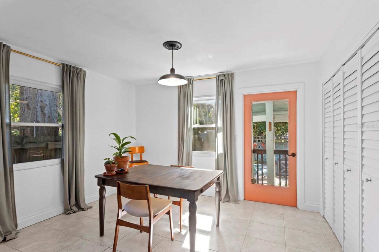 710 34th Avenue S, Saint Petersburg, FL 33705 Photo