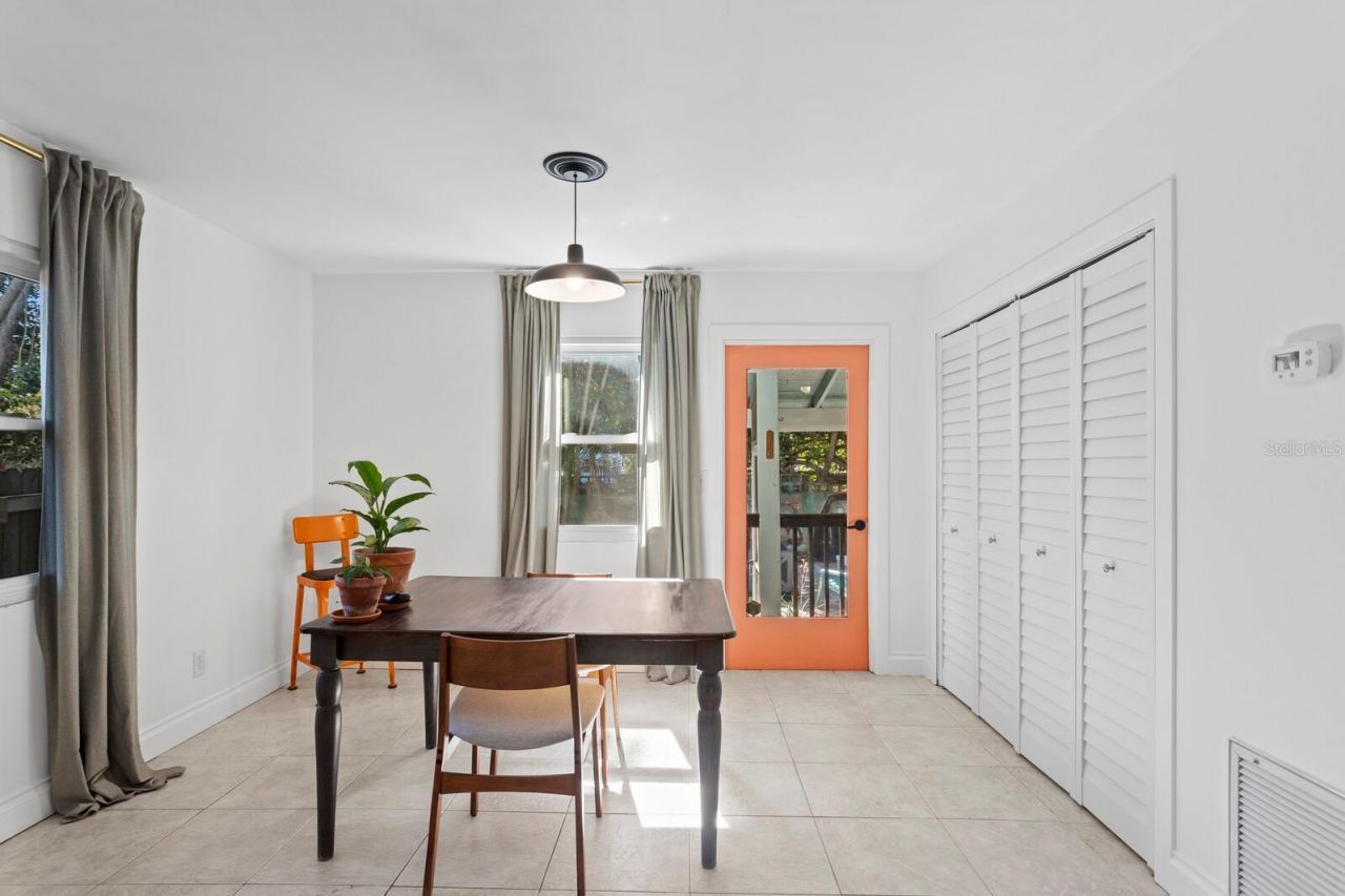 710 34th Avenue S, Saint Petersburg, FL 33705 Photo