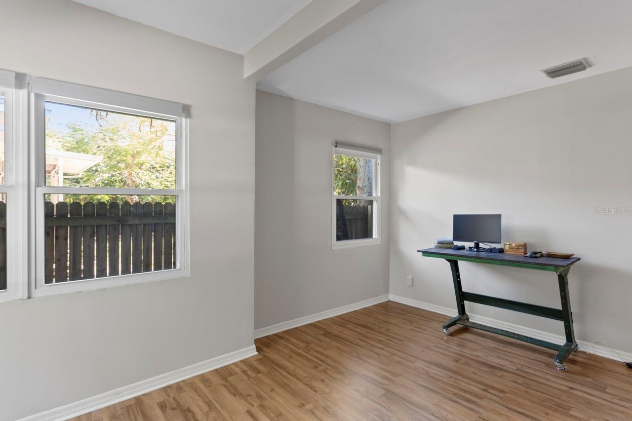 710 34th Avenue S, Saint Petersburg, FL 33705 Photo