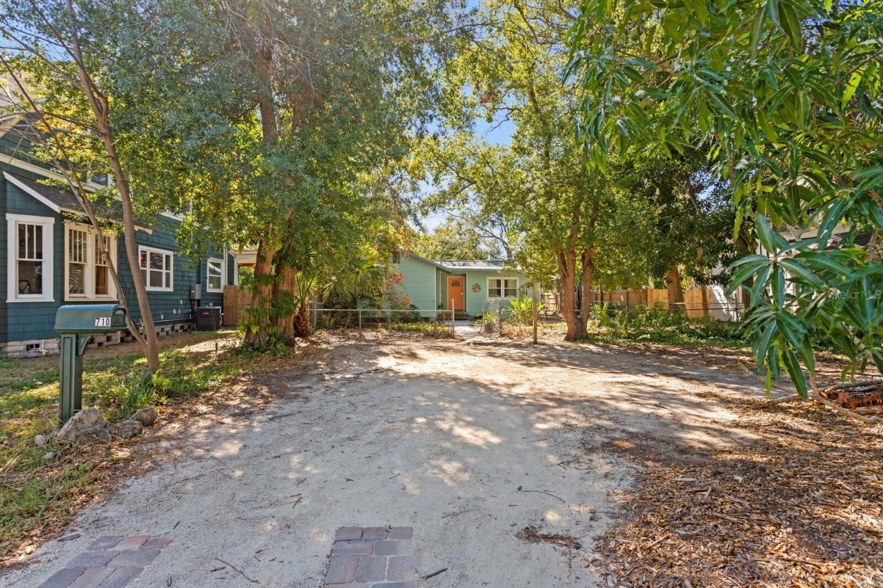 710 34th Avenue S, Saint Petersburg, FL 33705 Photo