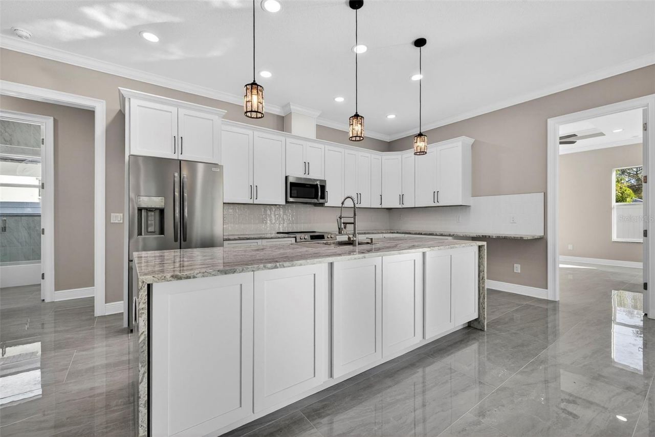 8509 N Newport Avenue, Tampa, FL 33604 Photo