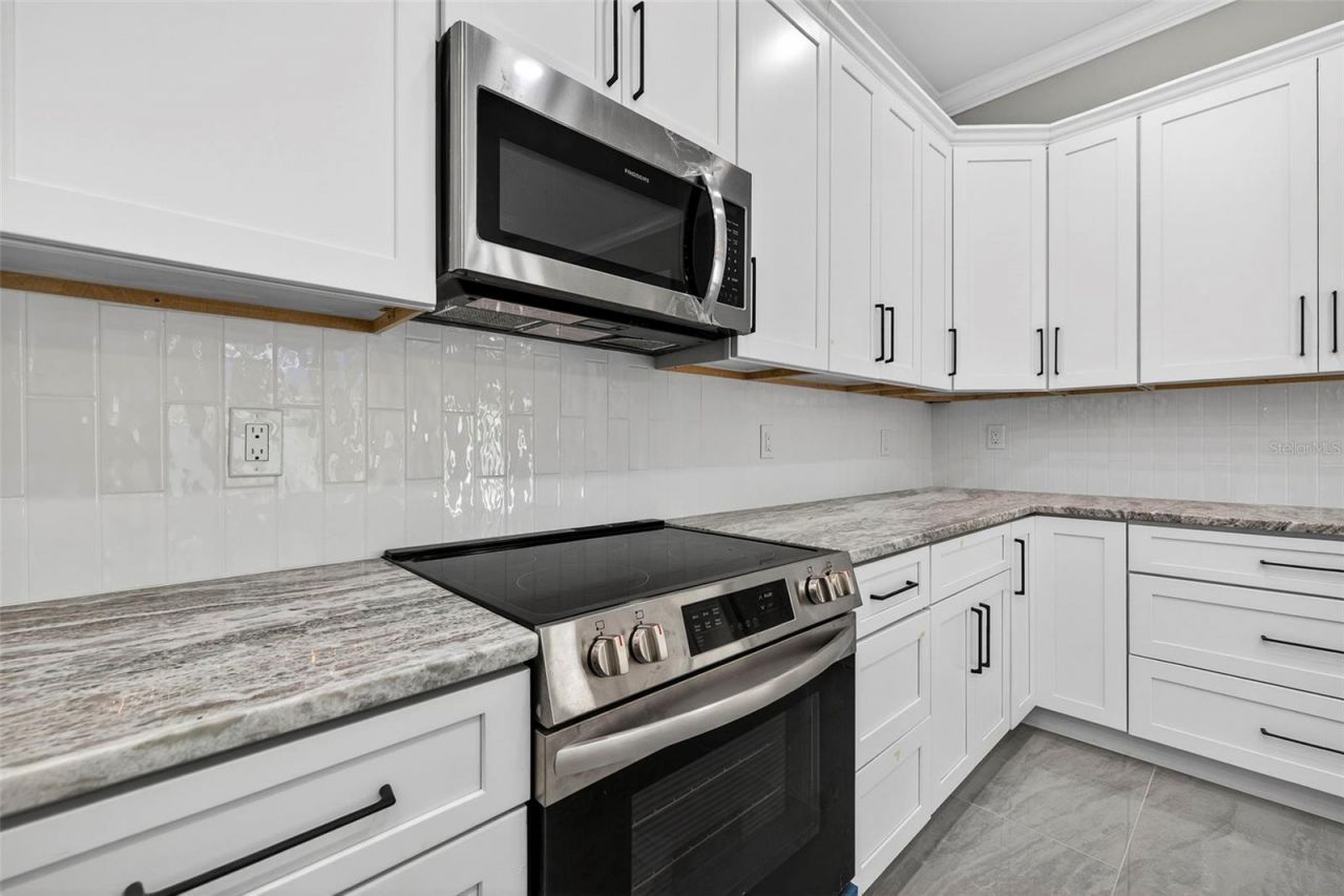 8509 N Newport Avenue, Tampa, FL 33604 Photo