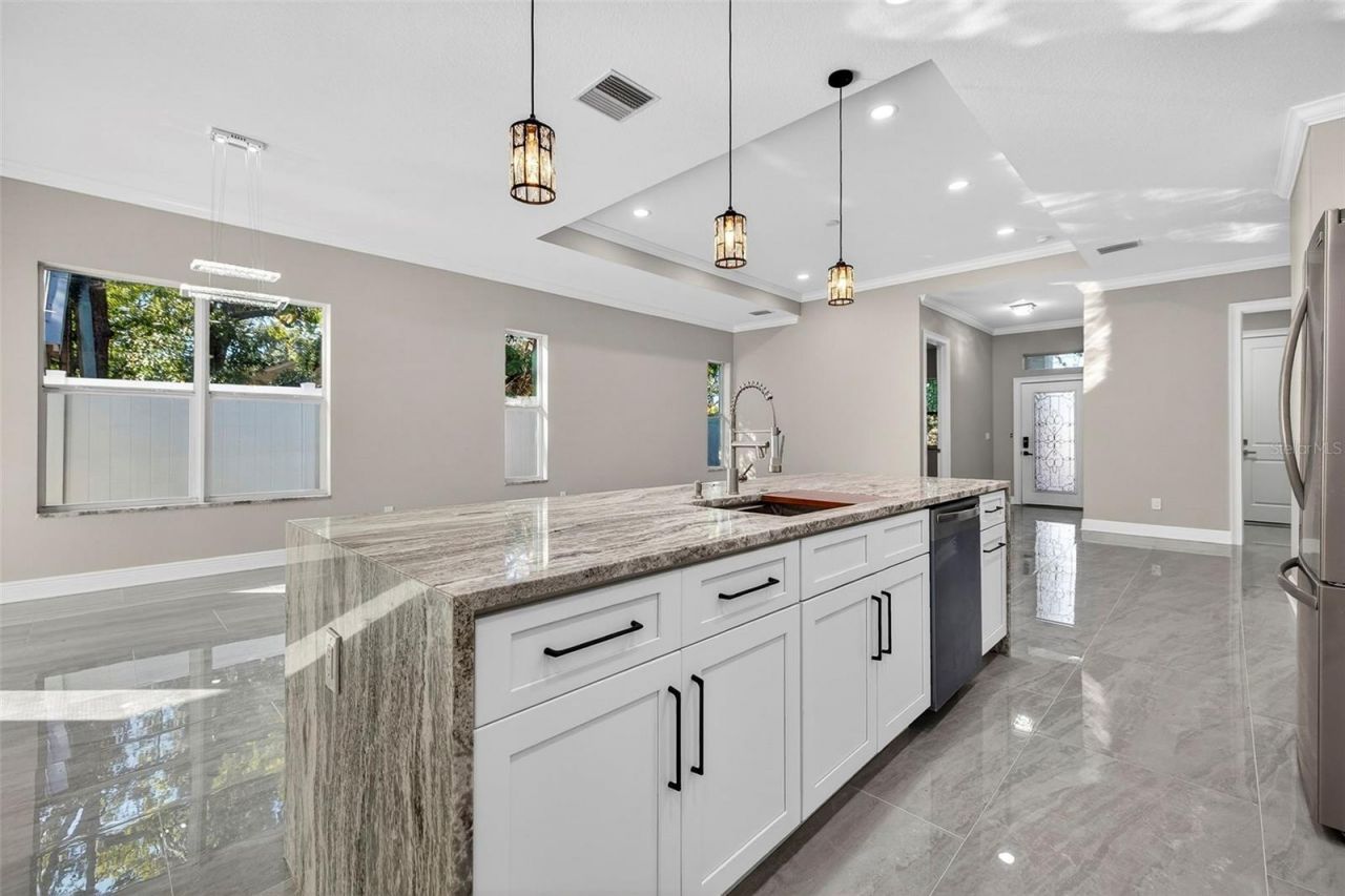 8509 N Newport Avenue, Tampa, FL 33604 Photo