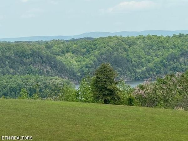 Lot 13 Holly Bend Drive, Byrdstown, TN 38549