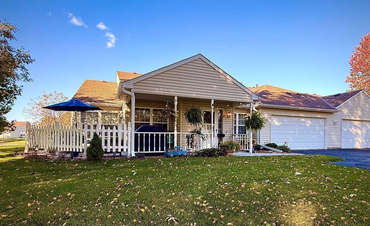 432 Sarazin Street, Shakopee, MN 55379 Main Photo