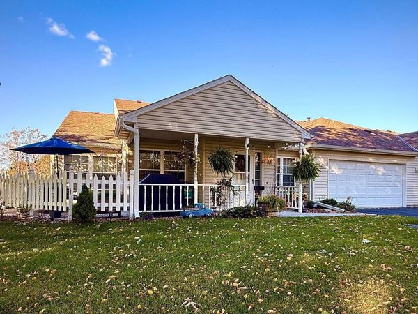 432 Sarazin Street, Shakopee, MN 55379