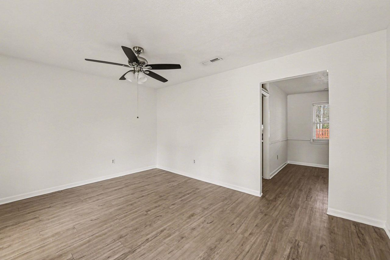 1932 Sunnyvale Avenue Photo 5