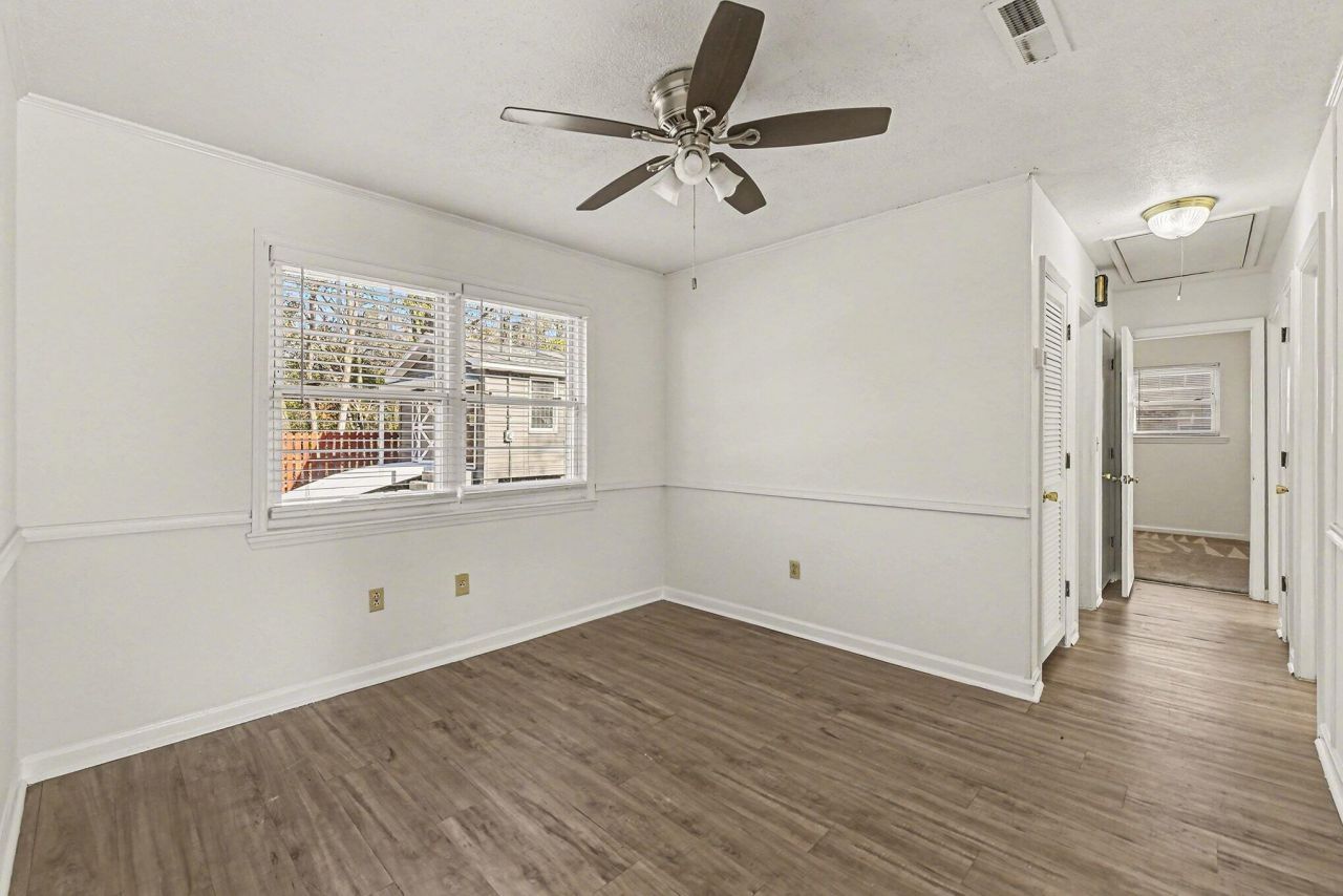 1932 Sunnyvale Avenue Photo 6