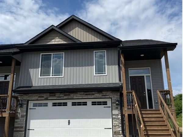 3165 Lampe Ln, Unit D, Coralville, IA 52241