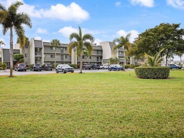 4130 Tivoli Court, Unit 103, Lake Worth, FL 33467