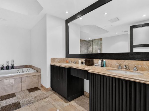 9595 Collins Avenue, Unit N-8f, Surfside, FL 33154