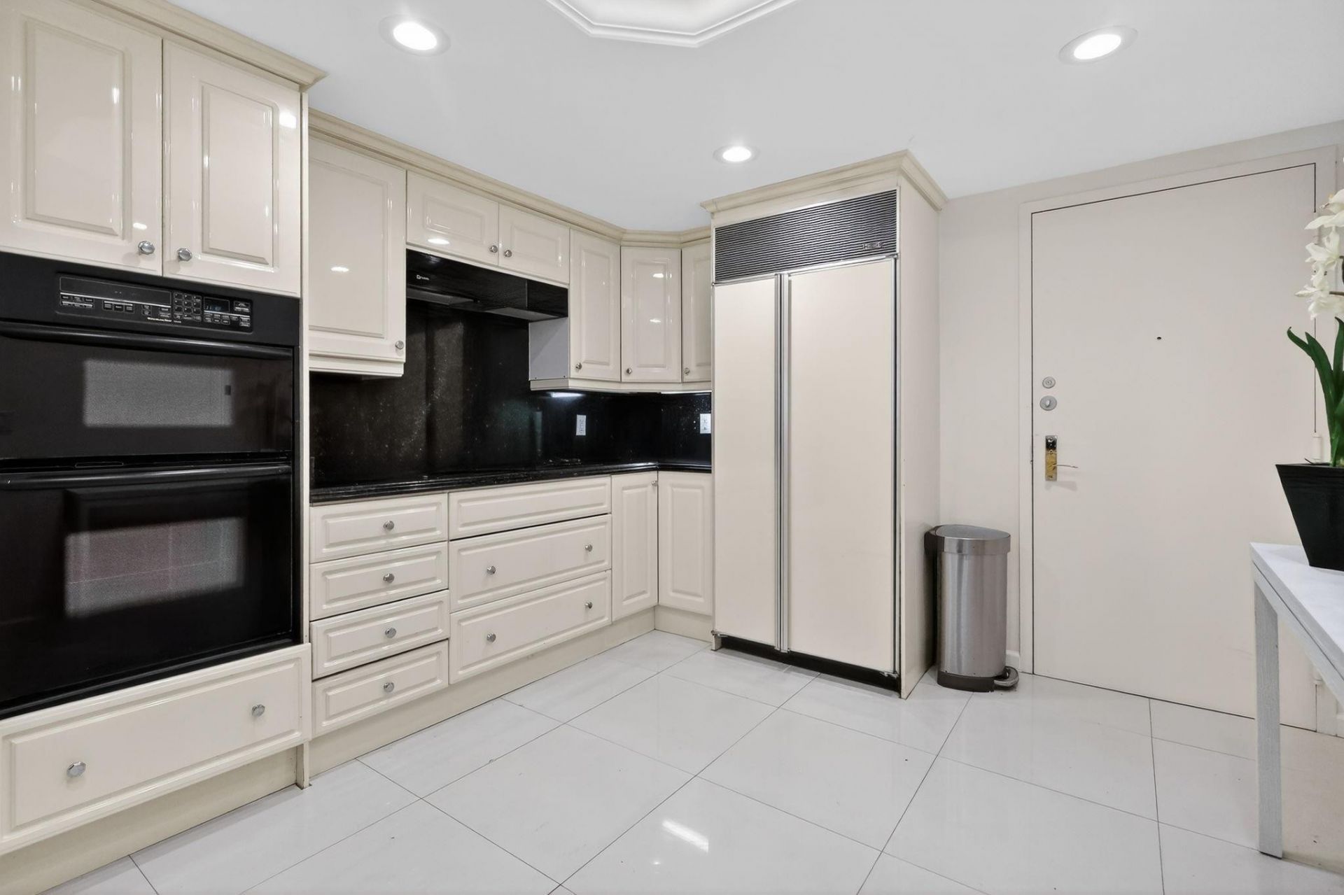 9595 Collins Avenue, Unit N-8f, Surfside, FL 33154 Photo