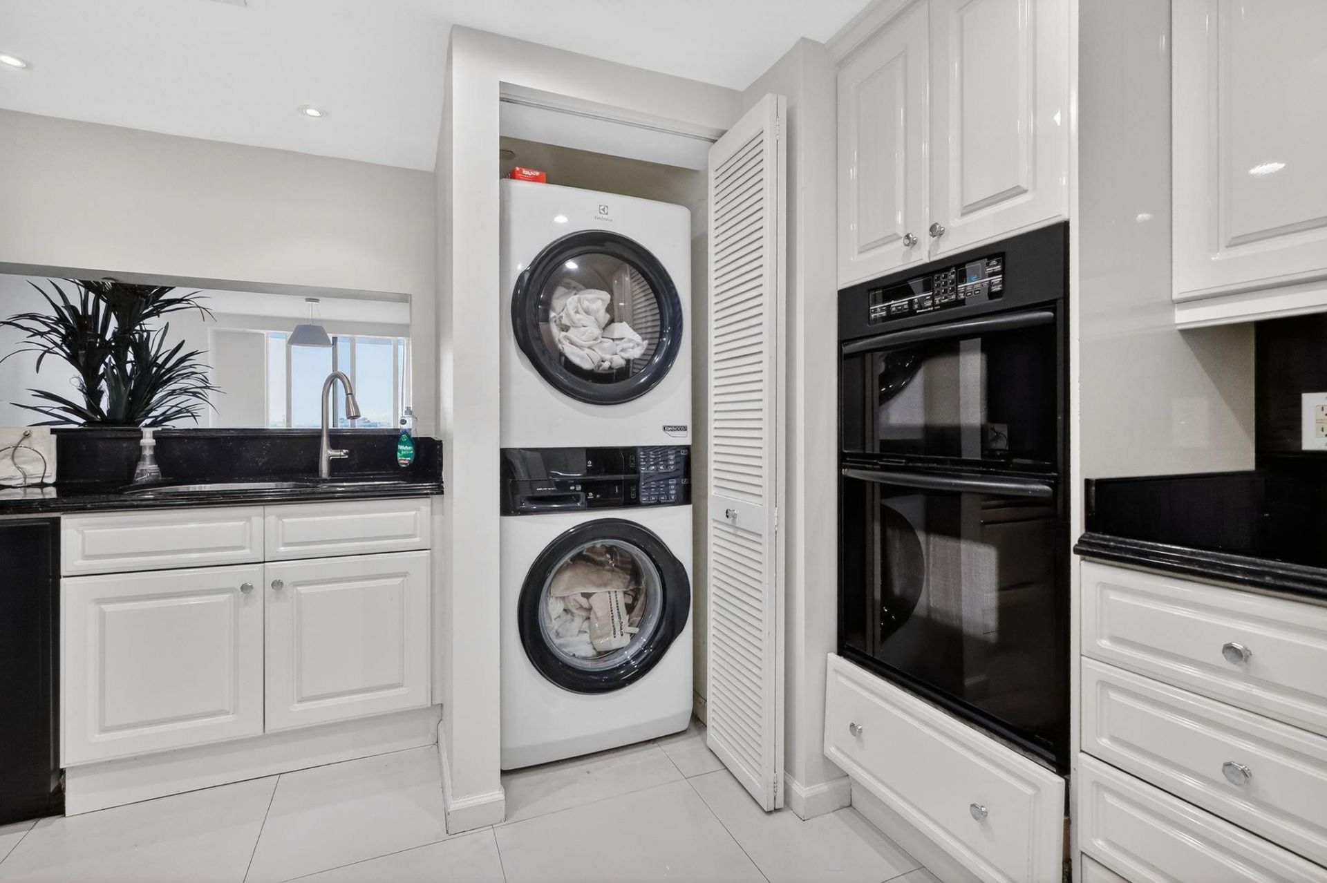 9595 Collins Avenue, Unit N-8f, Surfside, FL 33154 Photo