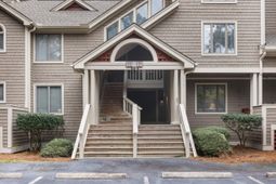 2782 Hidden Oak Drive photo 4