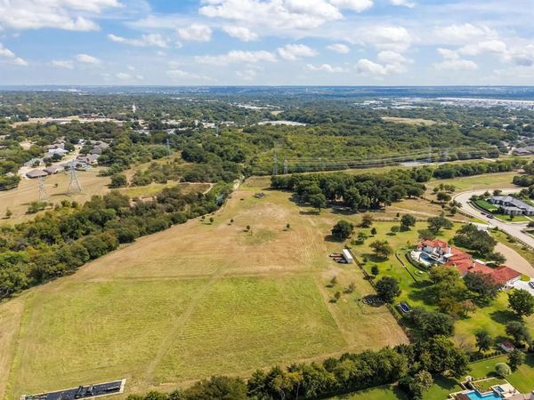 8317 Marys Creek Drive , Benbrook, TX 76116