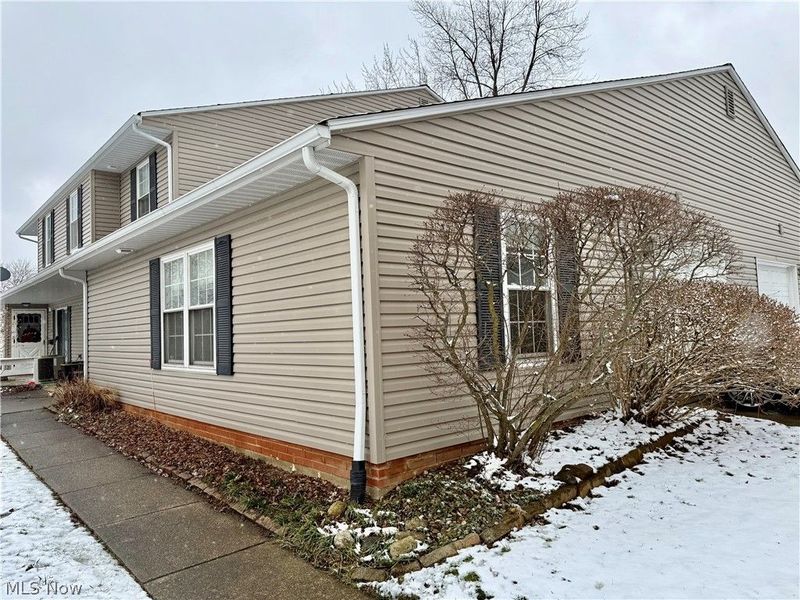 8140 Independence Drive, Unit B, Mentor, OH 44060 Photo 2